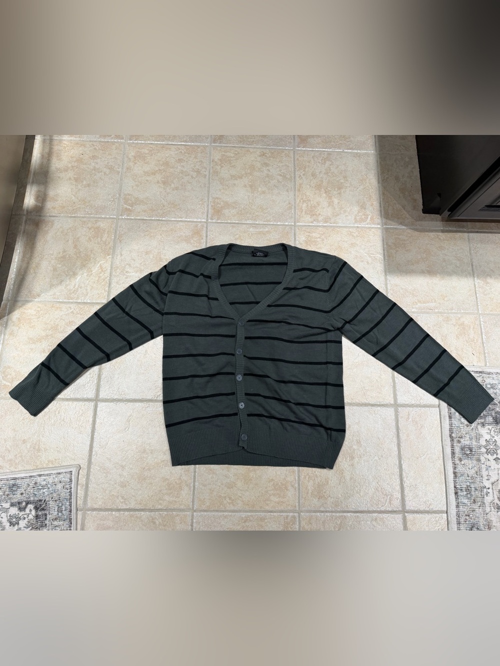 Southpole Sweater Men's XXL Black Gray Striped Cardigan V Neck Size XXL